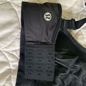Lululemon sportsbra